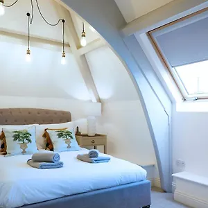 https://no-3-rosedene-muse-marske-by-the-sea-modern-and-stylish.yorkshirehotels.net