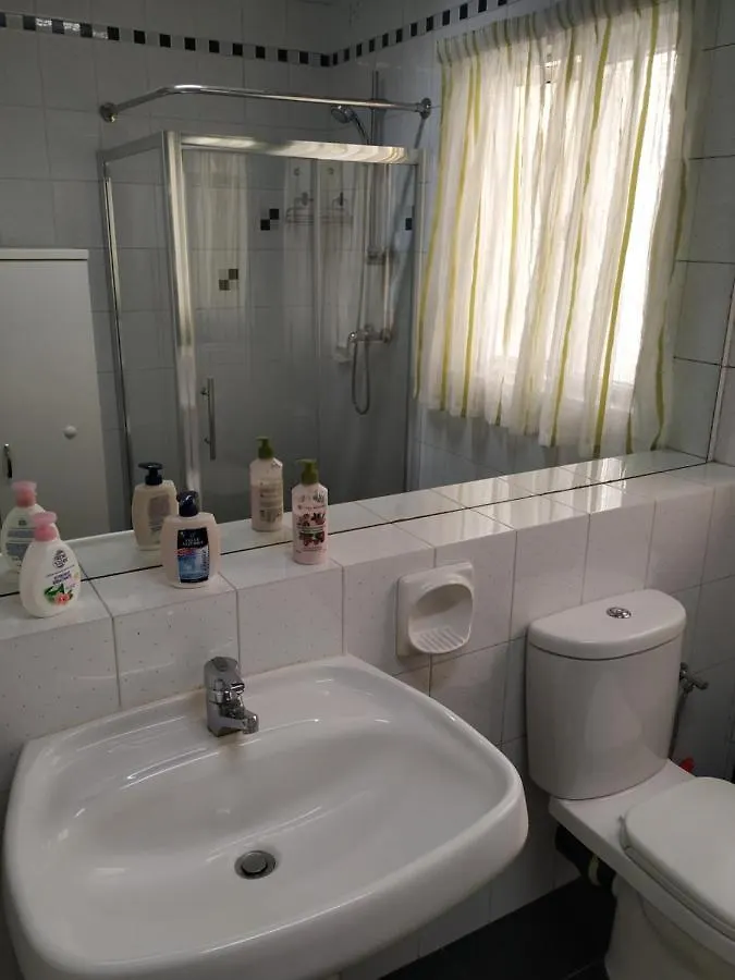 Modern Two Bedroom Sea View Apartment Marsaskala