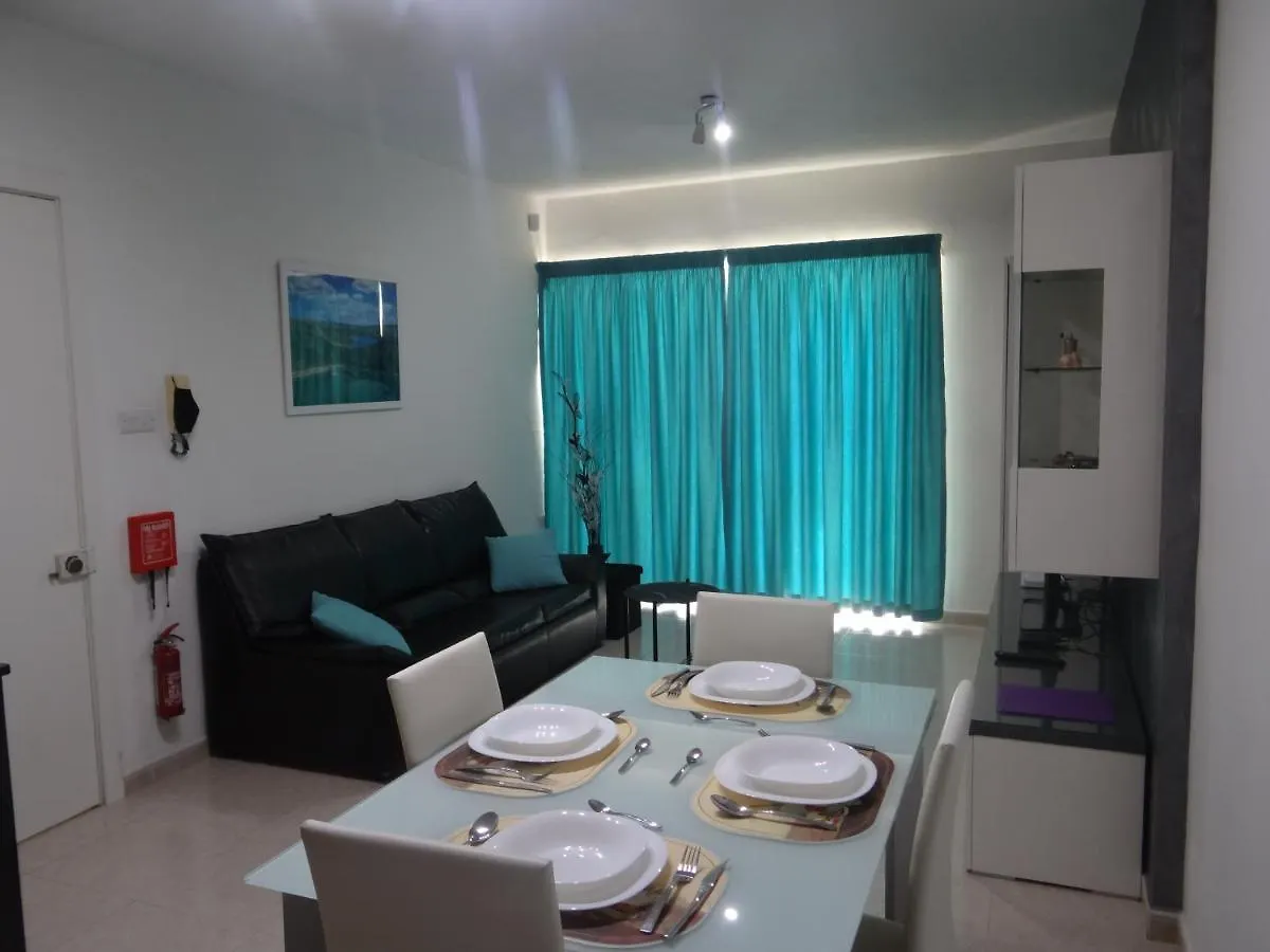 Modern Two Bedroom Sea View Apartment Marsaskala 0*,  Malta
